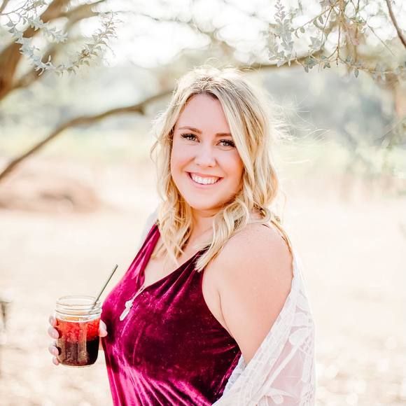 courtney_bragg
